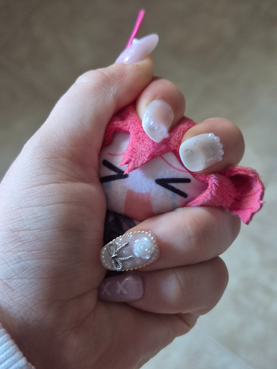 TetoPlushPic's tweet photo. how do I get my teto to stop crying https://t.co/tPWQN3Ygjj
