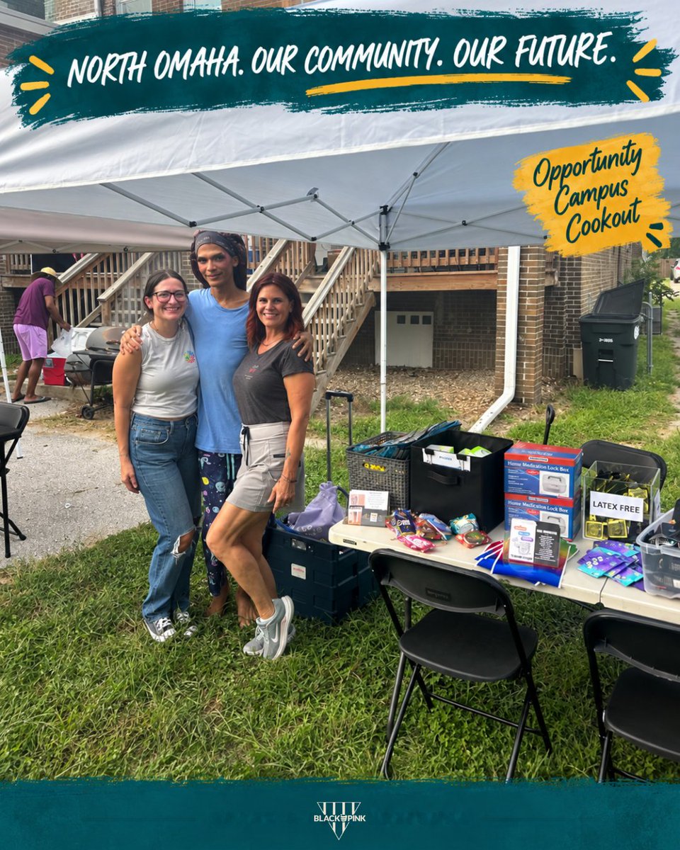 BLACKandPINKorg's tweet photo. More pics from our Opportunity Campus Cookout! 
#blackandpink #abolition https://t.co/nGImnnGd2T