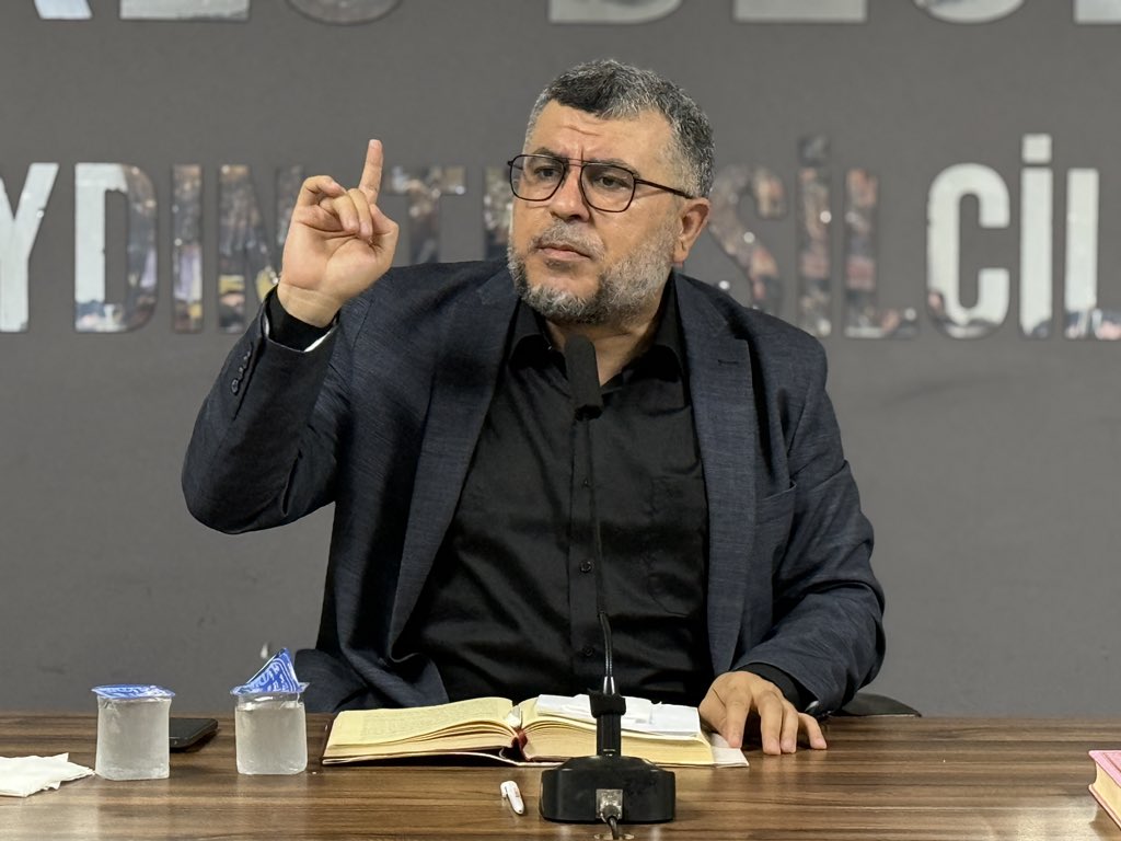 KokluDegisim09's tweet photo. Emlek ve Şimşek Aileleri Arasındaki Husumet Barışla Son Buldu

Emlek ve Şimşek aileleri arasında bir süredir devam eden husumet, Köklü Değişim Aydın Temsilciliği’nde gerçekleştirilen barış görüşmesiyle sona erdi.

#KöklüDeğişimAydınTemsilciliği
#Barış #Kardeşlik #Sulh https://t.co/RfZbQotd6b