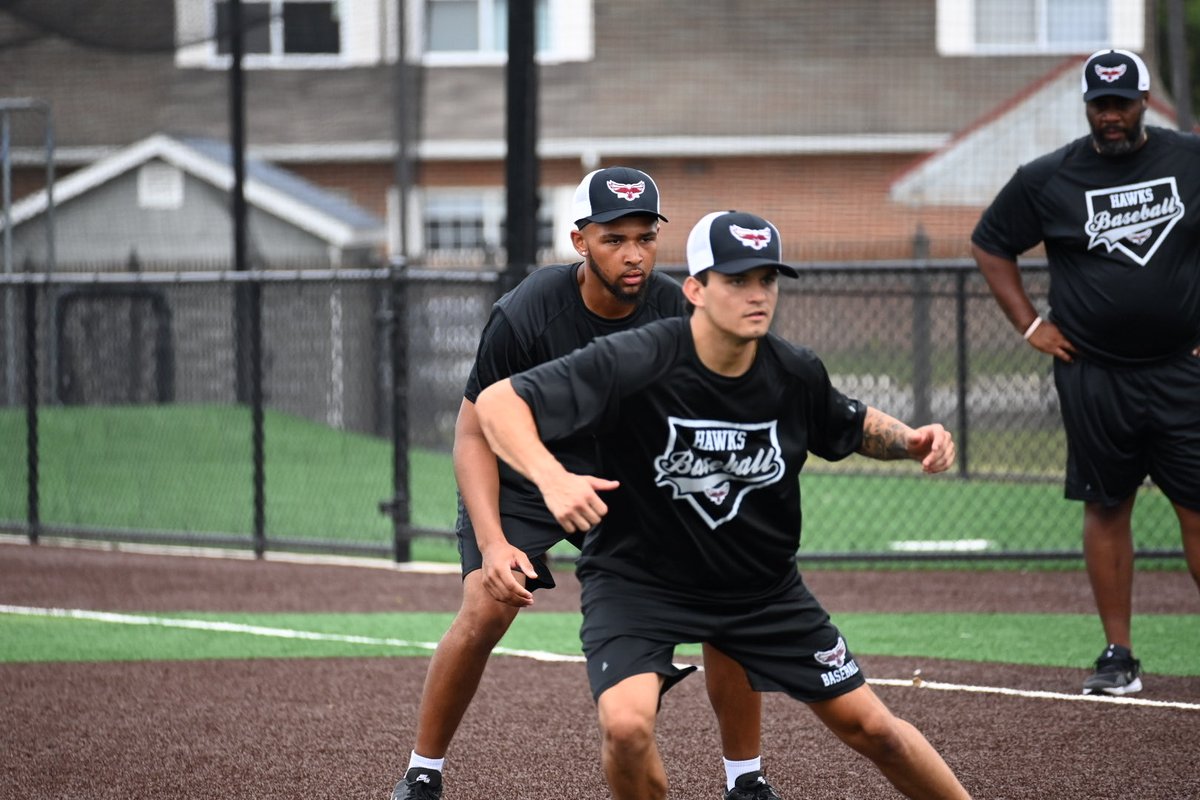 UMESHawkBase's tweet photo. ⚾️ 𝘽𝙐𝙄𝙇𝘿𝙄𝙉𝙂 𝙏𝙃𝙀 𝙁𝙊𝙐𝙉𝘿𝘼𝙏𝙄𝙊𝙉 ⚾️

The Hawks continue to lay the groundwork this fall 💪

#HawkPride | #SoarAboveandBeyond | #HBCUMade https://t.co/9VHWC5CJqc