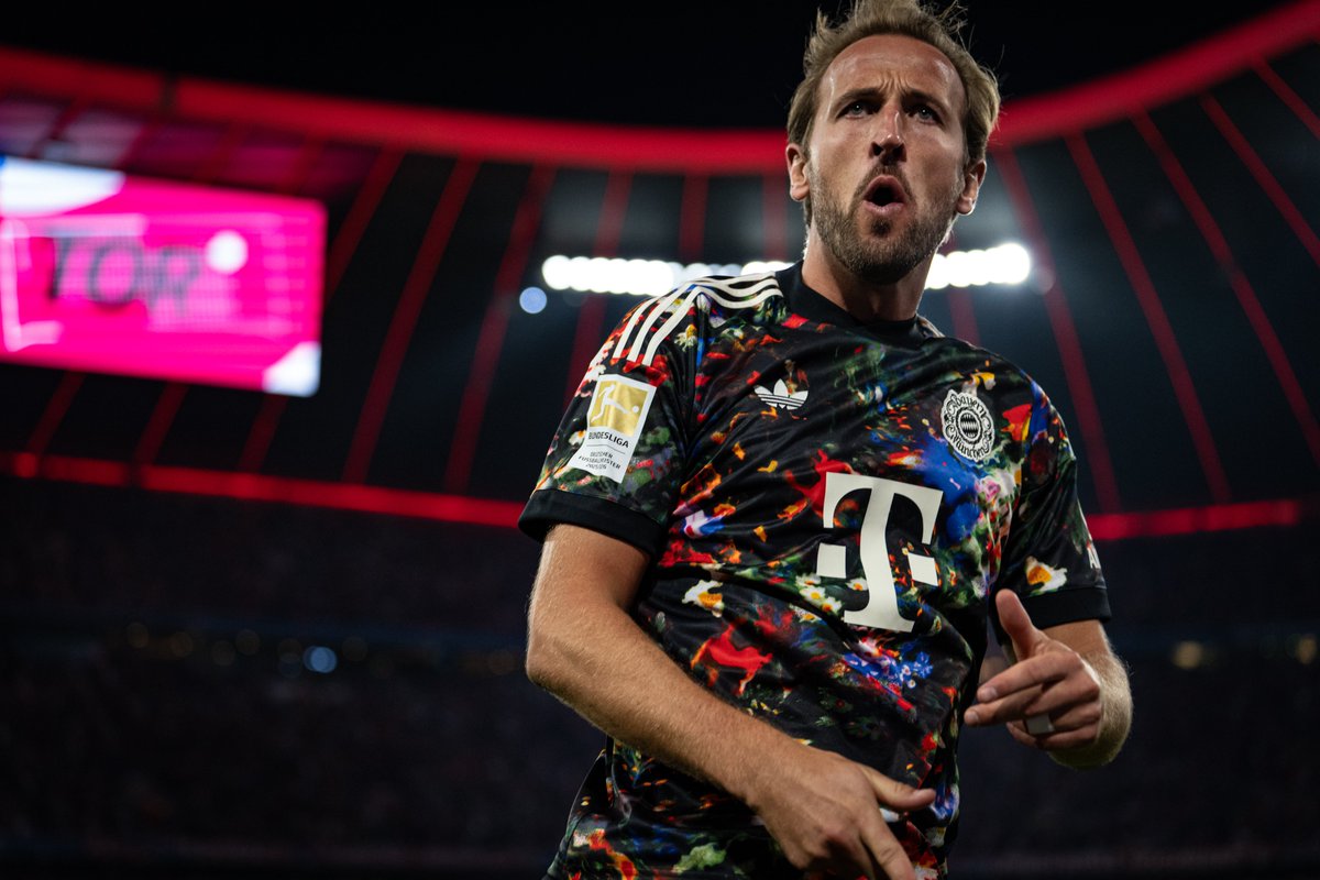 FCBayern tweet picture