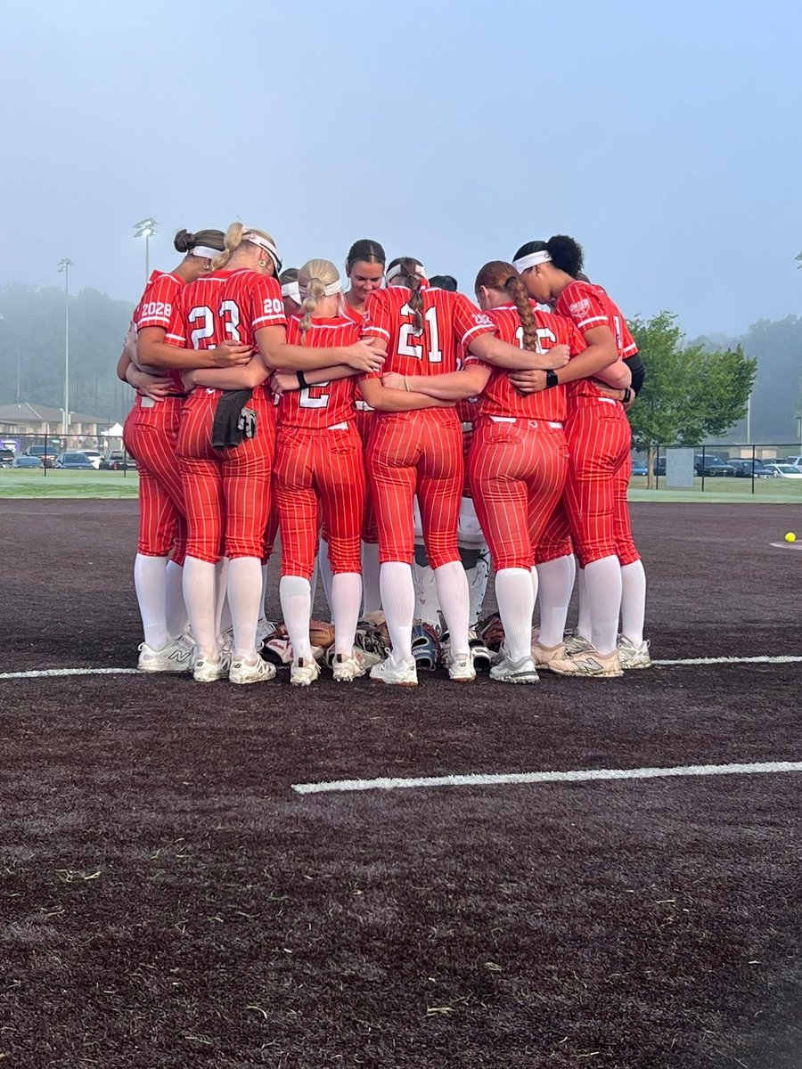 09KenzieW1's tweet photo. We’re moving on ⏫ to 18’s. Excited to get back out there and compete with my girls 🧡💙 

@Vol_Softball @Vol_Sports @MojoPardue @CliffWhite123 @TnMojoFastpitch @gatorjack72 @PGFnetwork @ConnectSports_ @SavvyTourneys https://t.co/3tm6KqUk2l