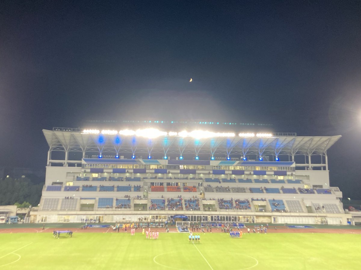 arata_lanigiro's tweet photo. 今日の青。 #町田を世界へ #ACLTwo 初戦、2-0でPKRスヴァイリエンに勝利。前半、デューク選手の見事なドライブシュートで先制。後半にはイェンギ選手が冷静にゴールを奪う。オージーコンビの活躍で、初戦をクリーンシートの完勝は素晴らしいね。再び始まったアジアの闘い、妥協なき、頂点へ。 #zelvia https://t.co/fYWet8MaC9