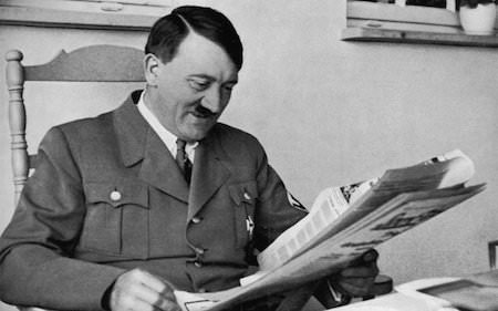 Jurgen80048425's tweet photo. You know who else banned media outlets in  his country? https://t.co/Rcci7mMvbk