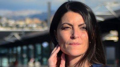 EgioVictor's tweet photo. Los nuevos tertulianos de Mediaset: Marcos de Quinto, Macarena Olona, el marido de Macarena Gómez…y de postre Juan Manuel Medina, el padre de la neonazi Isabel Peralta.
La ultraderecha no avanza por sí sola. Para que eso suceda los dueños de los medios de comunicación tienen que normalizar primero en el debate público las ideas más miserables y abyectas.