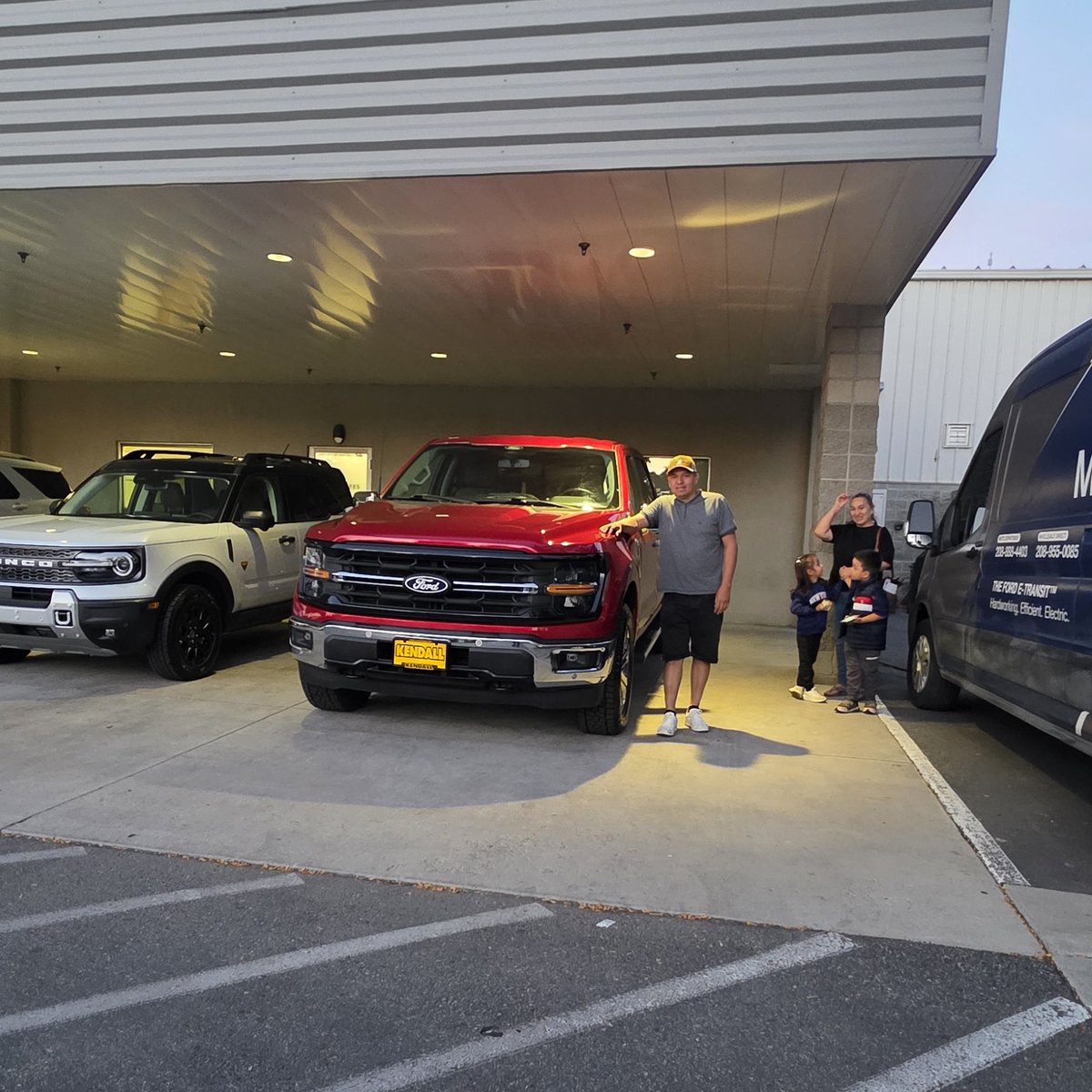fordmeridian's tweet photo. Hooray, Jose G N. Enjoy your Ford F-150. Abraham Espinosa and the team are excited for you. Buy yourself a present:
https://t.co/V44XKUVpb9
#kendallfordofmeridian #ford #fordf150 #f150 #truck #trucklife #meridianid #meridiantrucks #f150life #kendallauto #letsstartsomethinggreat https://t.co/z3K4ikmmd0
