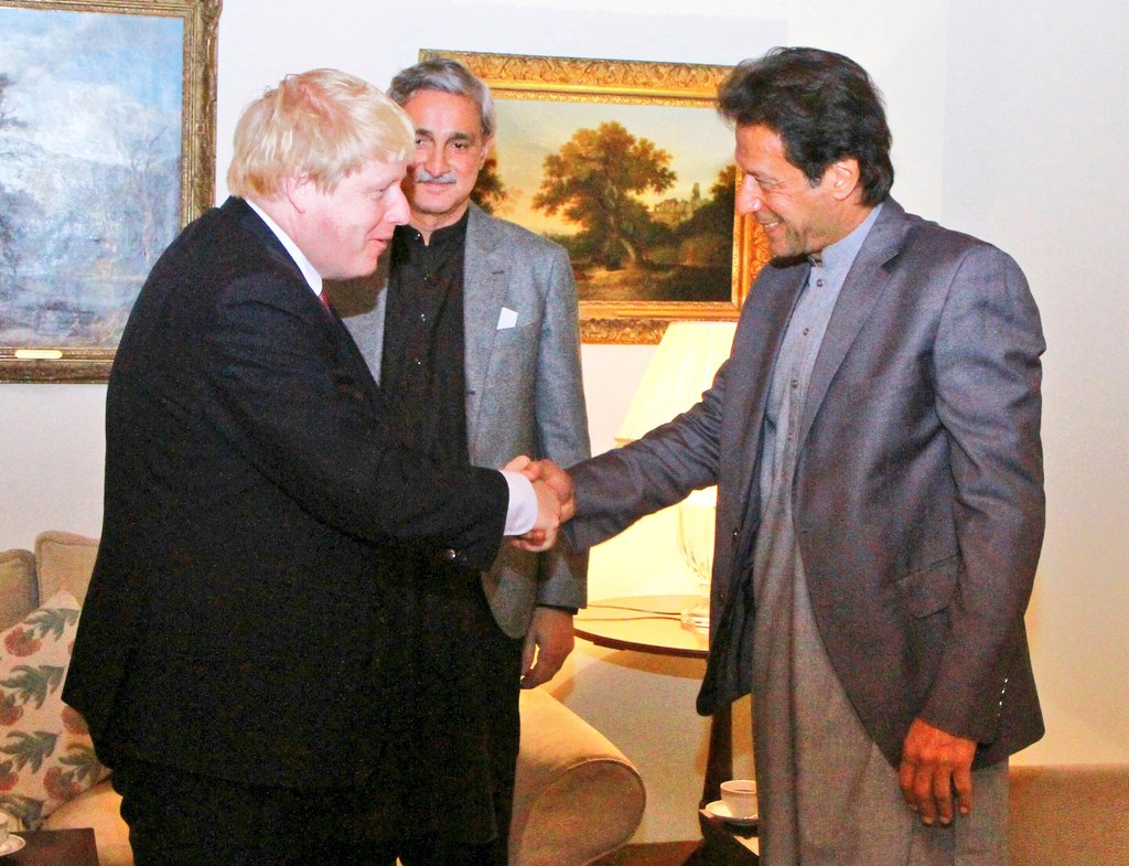 BBCUrdu's tweet photo. عمران خان کی رہائی کے لیے برطانوی اثر و رسوخ استعمال کرنے کا مطالبہ کرتے ہوئے سابق برطانوی وزیر اعظم بورس جانسن نے لکھا: ’اس کوٹھڑی کا دروازہ کھولیں اور عمران خان کو آزاد کریں۔‘
تفصیل: https://t.co/p86RZ68JUh https://t.co/puMjE6Xu98