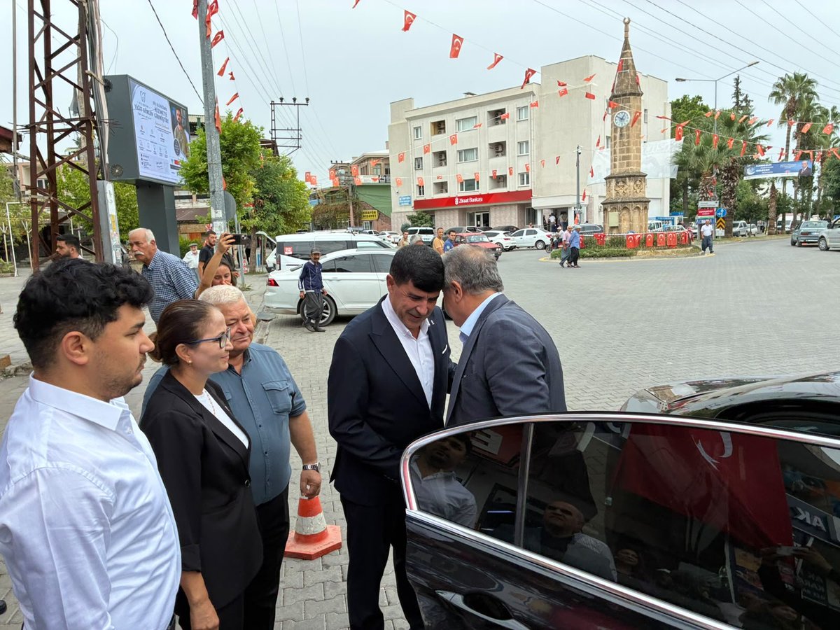 osmankurdak's tweet photo. Türkiye Yüzyılı buluşmaları kapsamında İlçemizi ziyaret eden Ak Parti İstanbul Milletvekili Sayın Hulusi Şentürk Beyefendiyi İlçe Başkanlığımızda İl ve İlçe Teşkilatımızla karşıladık.
@HulusiSenturk 
@bayramkaraca01 @kadiryazlamaz 
@Fatma_ylmz001 @yunusemreguclu https://t.co/veOlFcceS1