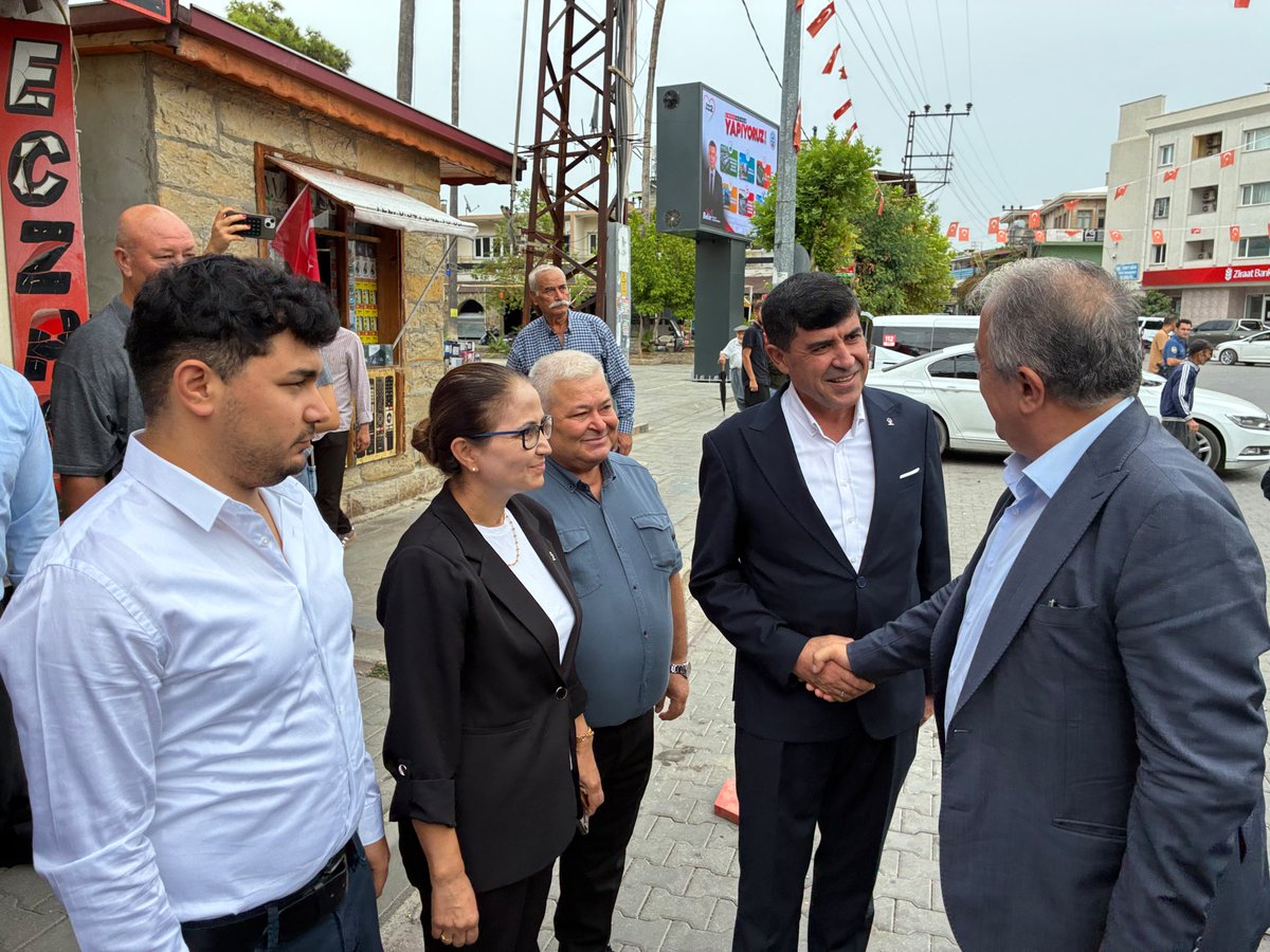 osmankurdak's tweet photo. Türkiye Yüzyılı buluşmaları kapsamında İlçemizi ziyaret eden Ak Parti İstanbul Milletvekili Sayın Hulusi Şentürk Beyefendiyi İlçe Başkanlığımızda İl ve İlçe Teşkilatımızla karşıladık.
@HulusiSenturk 
@bayramkaraca01 @kadiryazlamaz 
@Fatma_ylmz001 @yunusemreguclu https://t.co/veOlFcceS1
