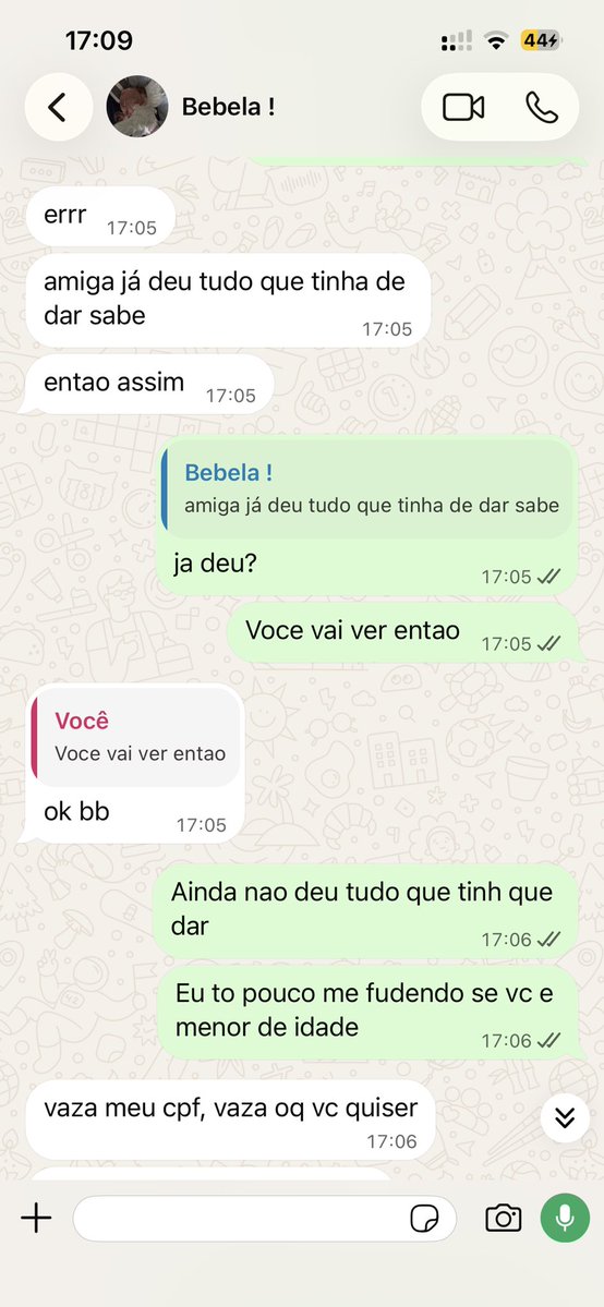 Isa744_'s tweet photo. Desculpa bebela mas nwo me aguentei, to revoltada https://t.co/y78FSoIGyh
