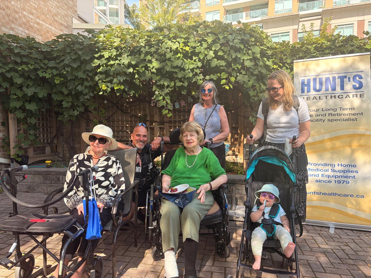 OLTCAnews's tweet photo. Nobody tells the story of long-term care better than the people who live it.

Residents at Labdara Lithuanian Nursing Home shared what makes their home special with visitors from the community and offered a firsthand look at life in long-term care.

Thank you for sharing your stories and your voice.

#LTCEngage2026 @universalcares @LFairclo @NatKusendova