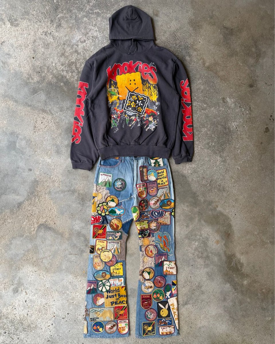 CojpGallery's tweet photo. Authentic Japanese apparel, shipped worldwide from Japan. 🌎 Explore our Kapital collection today!

#kapital #kapitaljapan #kapitalglobal https://t.co/Ws6y1saQGO