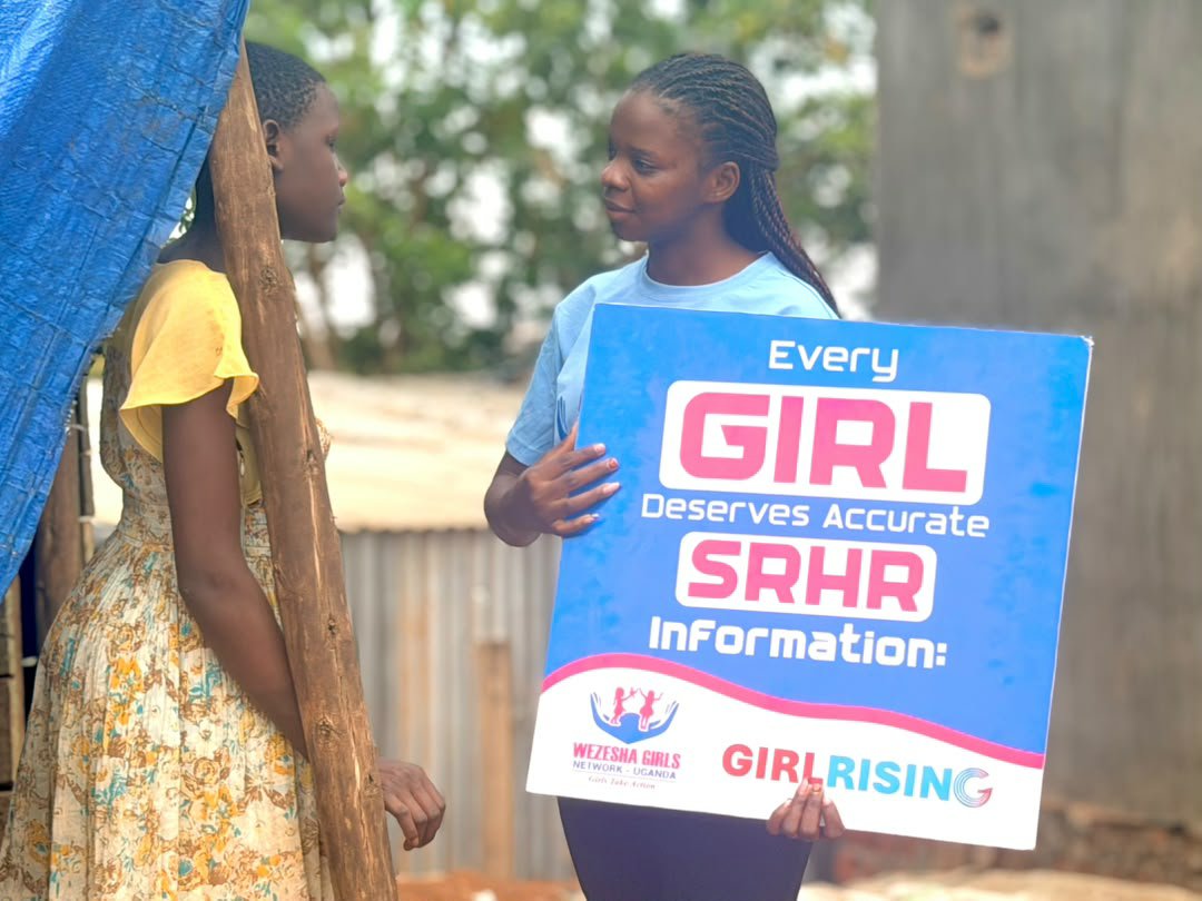ShandaTyson3's tweet photo. @WezeshaGirls @GreaterImpactA @GirlChampAwards @girlrising @HPRW_Uganda @touch_uganda @CEDOVIP @cedouganda @karagirlug @smartgirlsug @reachahand @youthchaperonug @YfcUganda Today reminded me that advocacy is not always about standing behind a microphone.

Sometimes it is walking through the streets, stopping to talk to someone, listening to their story and answering a question they have carried silently for years. #SRHRAdvocacy https://t.co/iHtafESUes