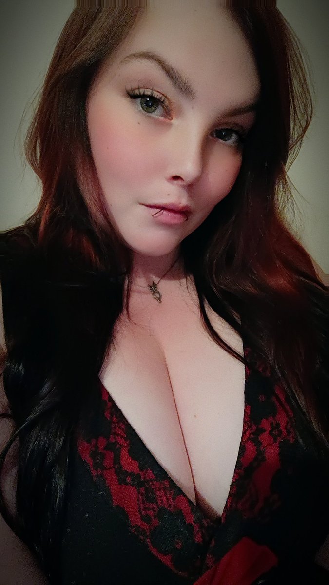 QueenLexy98's tweet photo. Öffne deine zahlspalte und lass mich dein Konto richtig f*cken so wie du es brauchst🥵

#findom #finsub #paypig #workship #goddess https://t.co/GTABGBoKXr