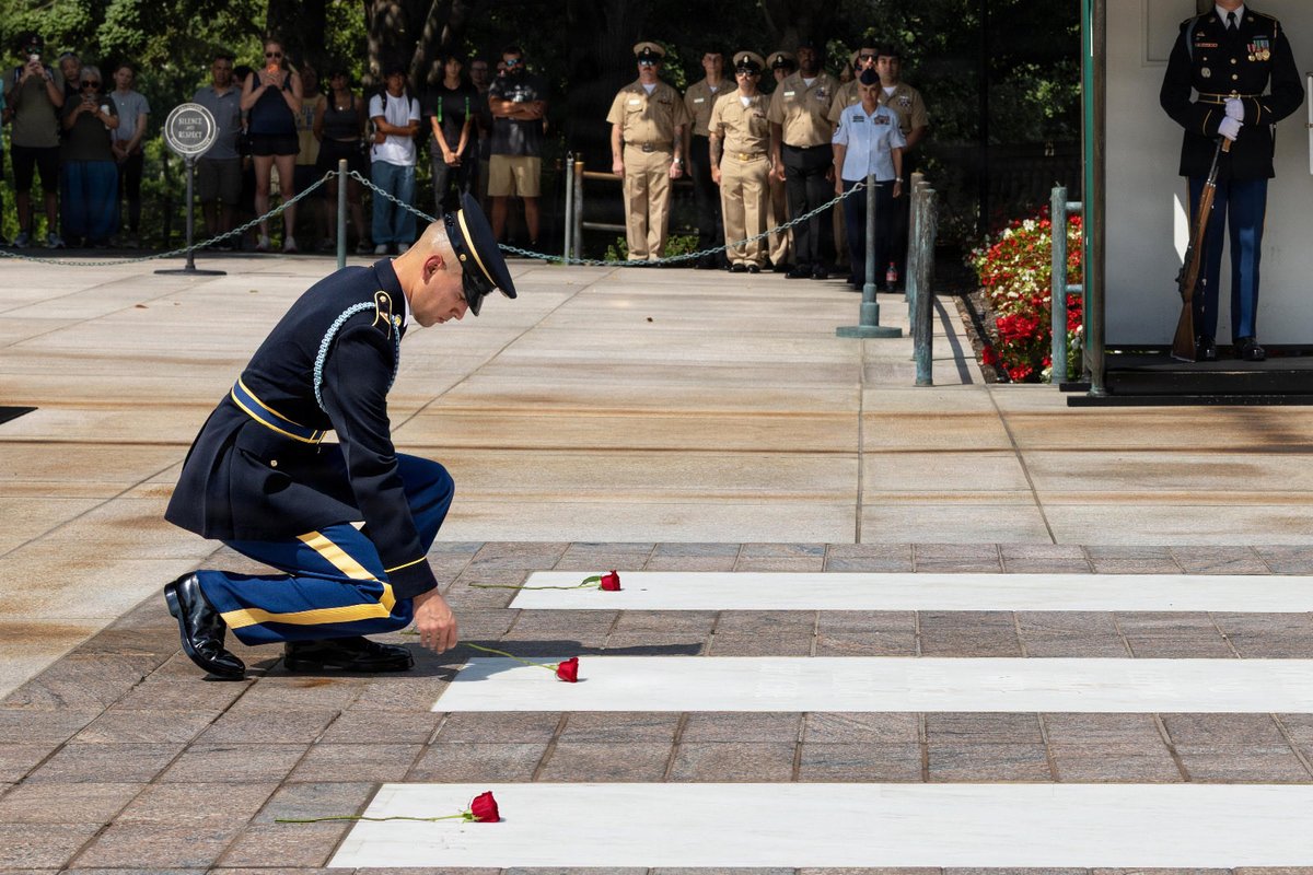 MilitaryCooI's tweet photo. The Last Walk

Army Staff Sgt. Isaiah Jasso-Campagna, assigned to the Tomb of the Unknown Soldier, 3rd U.S. Infantry Regiment, known as "The Old Guard," places a rose on the crypts to pay final respects during his last walk as a sentinel at Arlington National Cemetery. The last walk is the final tribute performed by a sentinel as their watch comes to an end.