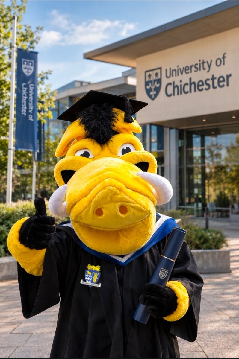 Rowley_StNeots's tweet photo. Wishing @StNeotsTownFC the best of luck tomorrow at home against @cotongreenfc I unfortunately can't  make it... as I'm taking my best buddy in the world to start his University life @chiuni . See all you saints fans soon https://t.co/NsfgvJGQKR
