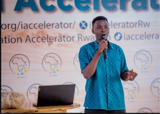 intambwe_pads's tweet photo. Honored to have been selected among the Top 30 of the @iacceleratorRw program.

A memorable milestone for us  @intambwe_pads and a step forward in our journey toward affordable and sustainable menstrual care. 

#INTAMBWEPads #iAccelerator  #MenstrualHealth #MadeInRwanda https://t.co/xRh5QmIYAo