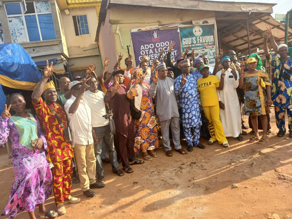onenigeriaogun's tweet photo. A big stride forward!

Our Ogun West team was fully present at the NDC PARTY meeting of Ado-Odo/Ota LGA today.This is a great start and more is yet to come

#OgunWest #AdoOdoOta #NDC
#OgunState #OgunPolitics #GatewayState #Ogun2027 #AbeokutaTwitter #IjebuTwitter #OKMovement https://t.co/mkBJ9cj4jk