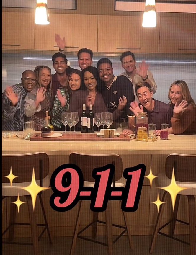 buckley_diazz18's tweet photo. All the couples together….EVERYBODY HAS TO DIE😭🚬 https://t.co/RWkKqPq4Ib