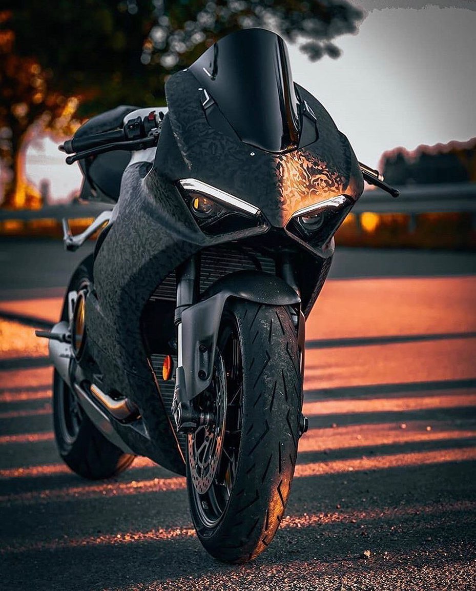 MoreMotorcycles's tweet photo. #Ducati Panigale https://t.co/i1qZsugVcX