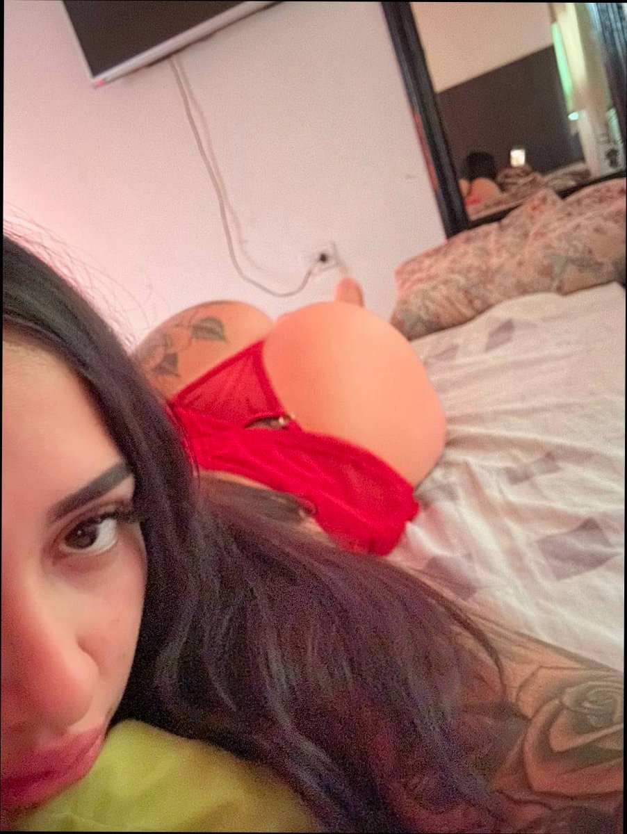 Amayacarr69's tweet photo. just enjoying a slow day https://t.co/kmEJRkNJo2