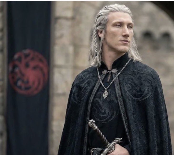 ClintEvans2's tweet photo. @getnickwright  I’ve always loved how big of a supporter that Nick Wright is of Trevor Lawrence. So I give you Sir Trevor of House Lawrence. First of his name, thrower of touchdowns and the ONLY true king upon the iron throne. https://t.co/5YnOm0iSRp