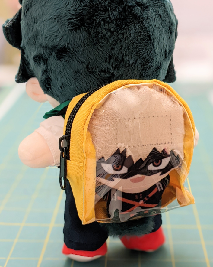 KiRAWRart's tweet photo. Found this tiny yellow backpack at Daiso and got an idea https://t.co/nkbmwo4DxT