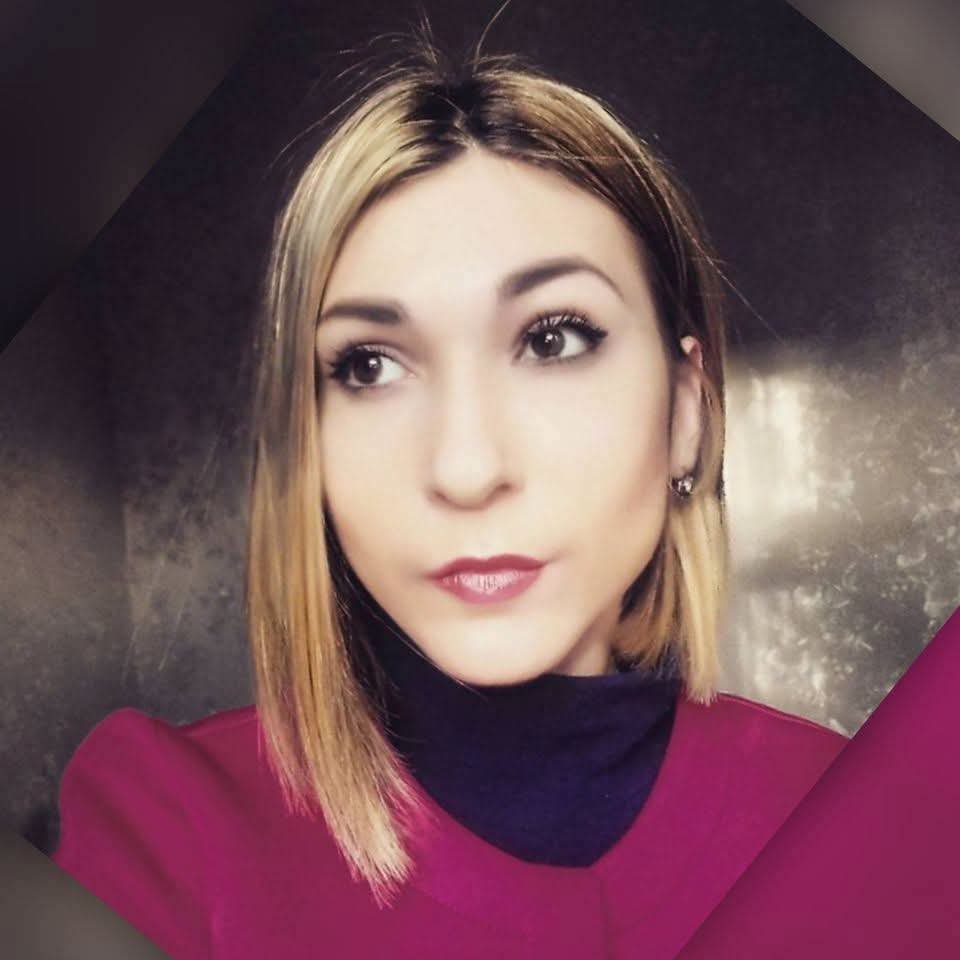 OlenaRohoza's tweet photo. 🙏 On this day (September 19, 2024), while being transferred to Moscow, Victoria Roshchyna died. 💔 She was only 27 years old.

Ukrainian journalist Victoria Roshchyna was brutally tortured with electric shocks in Taganrog, and there were knife wounds on her body. Her cellmate said that Victoria’s weight had dropped to 30 kilograms. She could not even get out of bed.

Roshchyna was last seen on September 8, 2024.

In February 2025, the journalist’s body was returned to her homeland — her eyeballs, brain, and part of her larynx were missing, and her hyoid bone was broken.

Signs of brutal torture were documented — hemorrhages throughout her body, a broken rib, and marks from electric shocks on her feet.

It became known who tortured Vika.

Yes, it was the Russian Federation (as Irina Slavina wrote). But there are also specific names. For example, Alexander Shtoda, the head of the detention center in Taganrog, personally gave orders to his subordinates to subject the journalist to physical and psychological pressure.

Olga Romanova on Breakfast Show: “Many heads of the Federal Penitentiary Service admitted that Moscow had directly given them permission: Ukrainians can be tortured even more inhumanely than Russians. ☝️

The most horrifying thing is that these tortures are repeated from one concentration camp to another. We realized that these are not isolated excesses. This is a SYSTEM 🇷🇺. And these tortures are the most inhumane. The AVERAGE weight of a Ukrainian prisoner in the horrific torture detention center SIZO-2 in Taganrog, where the young Ukrainian journalist Victoria Roshchyna died, is 40 kilograms.”

The Concentration Camp Federation.