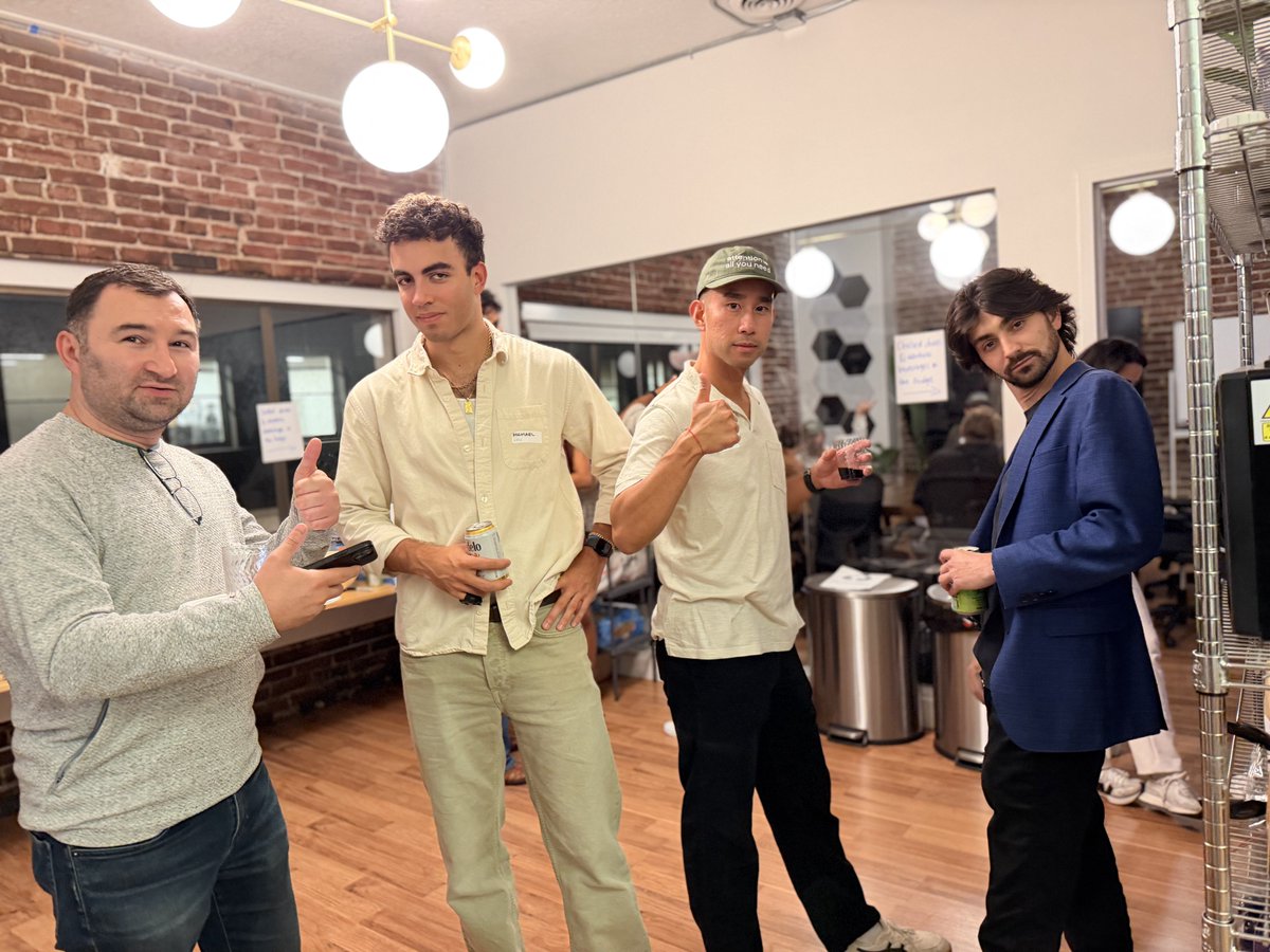 itsericlay's tweet photo. Epic office warming party last night, thanks to everyone who came through 🙏

Hosting a BBQ at my place this Sunday for founder friends! DM me if you want in https://t.co/EkBS8sHh9N
