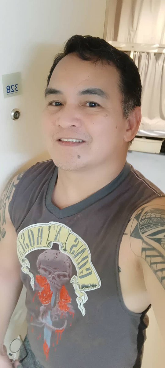 Riskyworld17's tweet photo. Sarap ni daddy OFW🤤🤤🔥🔥
Hahanap ng partner si daddy sinu available 😊🔥💯

"On my channel 
DM me at https://t.co/EUMPZKMvvt https://t.co/4qor9sm9xa