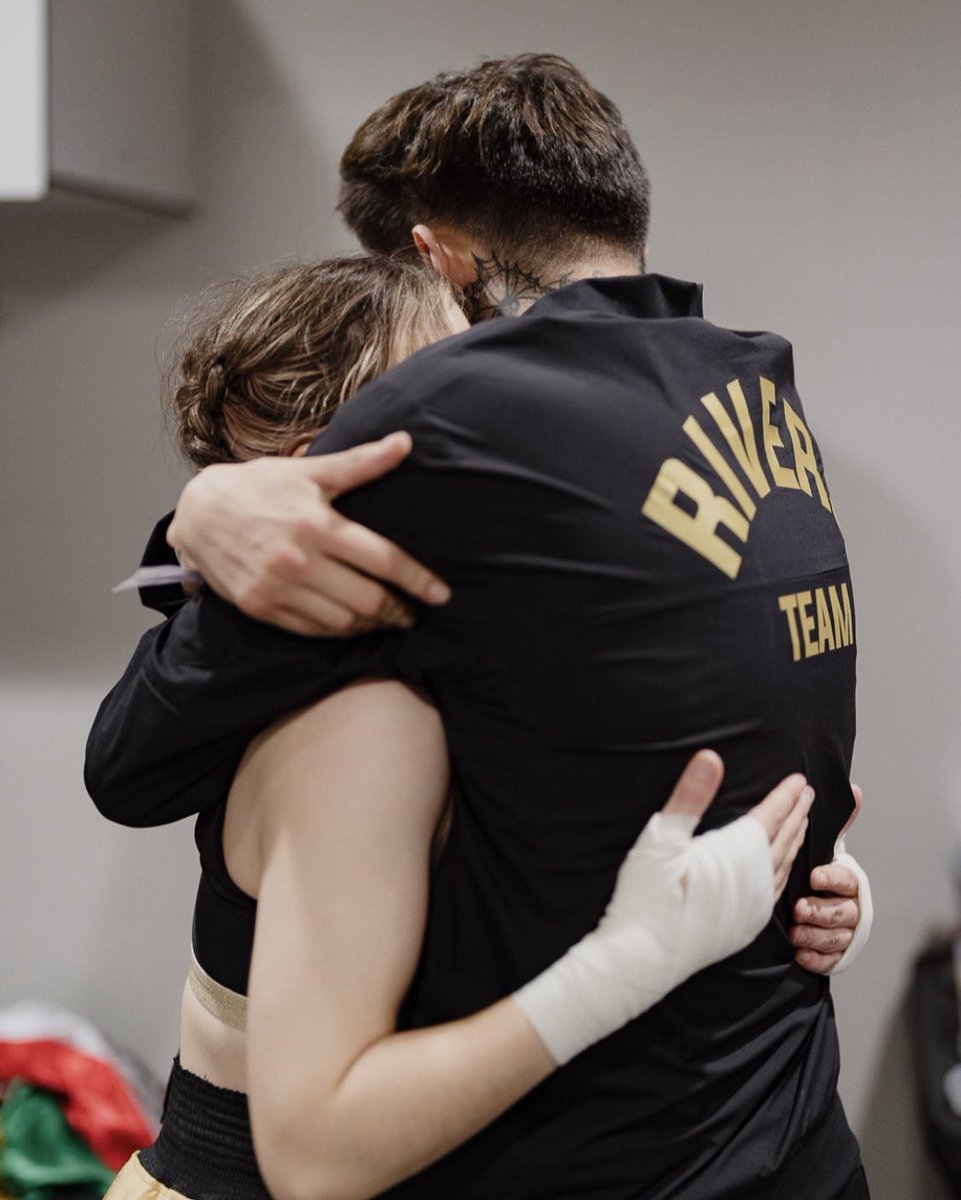 NayHernandezGG's tweet photo. Por siempre el mejor dúo coach-alumna💪🖤 https://t.co/PODz9vpCdb