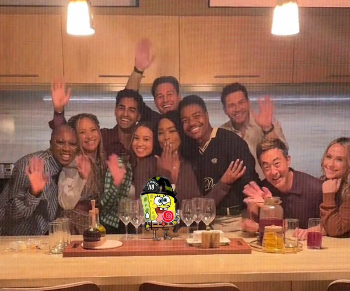 iStarDuo's tweet photo. #THATSFAMILY 🧽🚒 https://t.co/CixA9h2Y0f