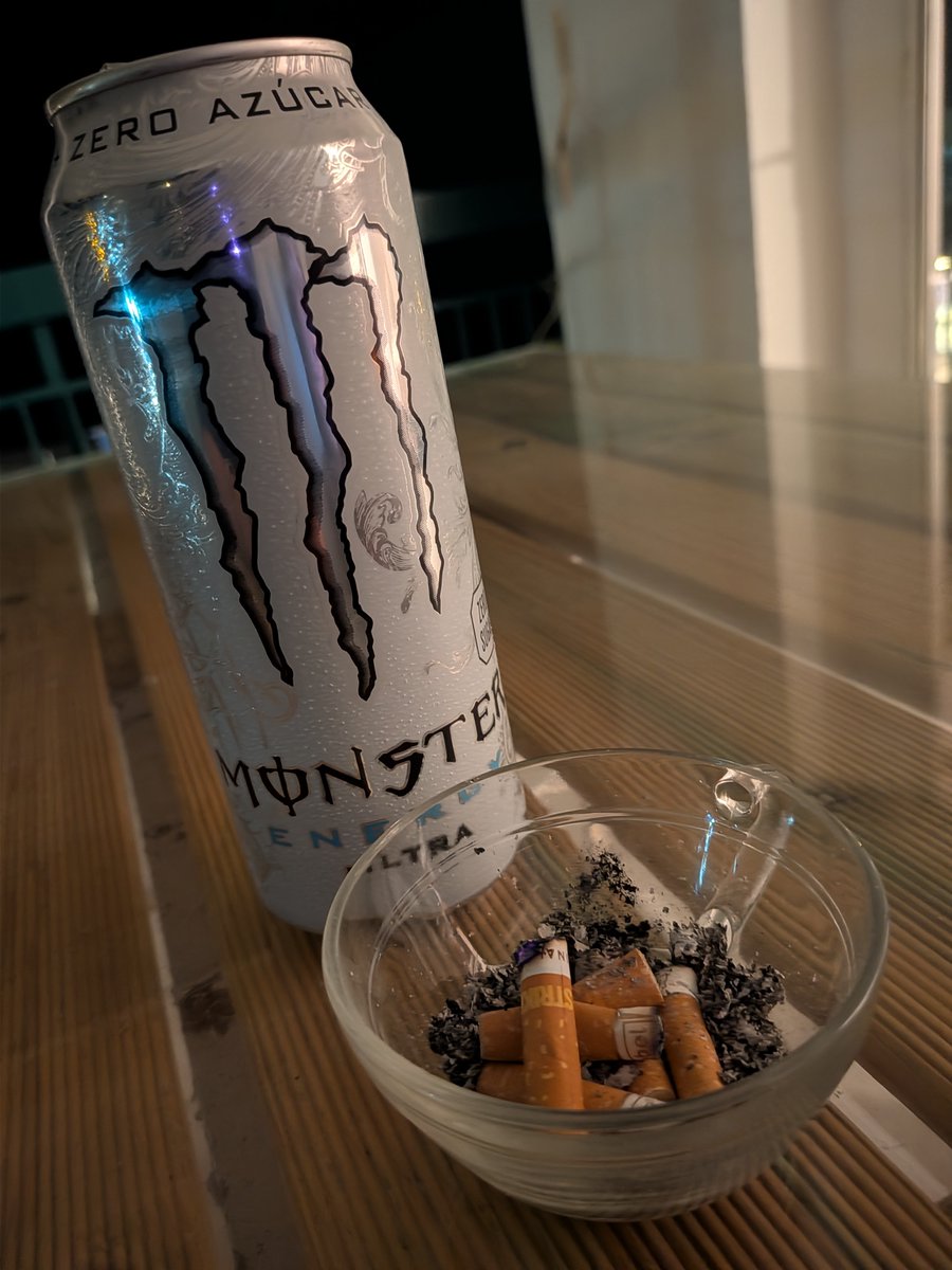 abi_li6's tweet photo. Cena de campeones https://t.co/SAQl8jiv3I