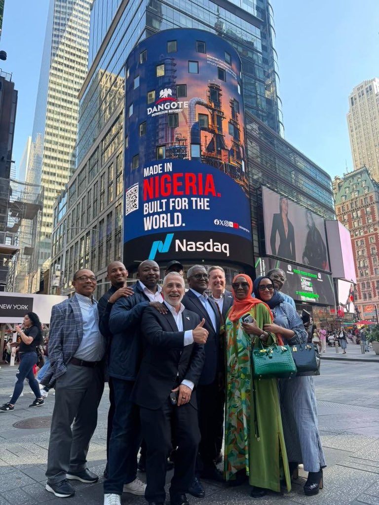 whitenigerian's tweet photo. Times square!! Dangote to the World 🌍 https://t.co/t3eN00N7dZ