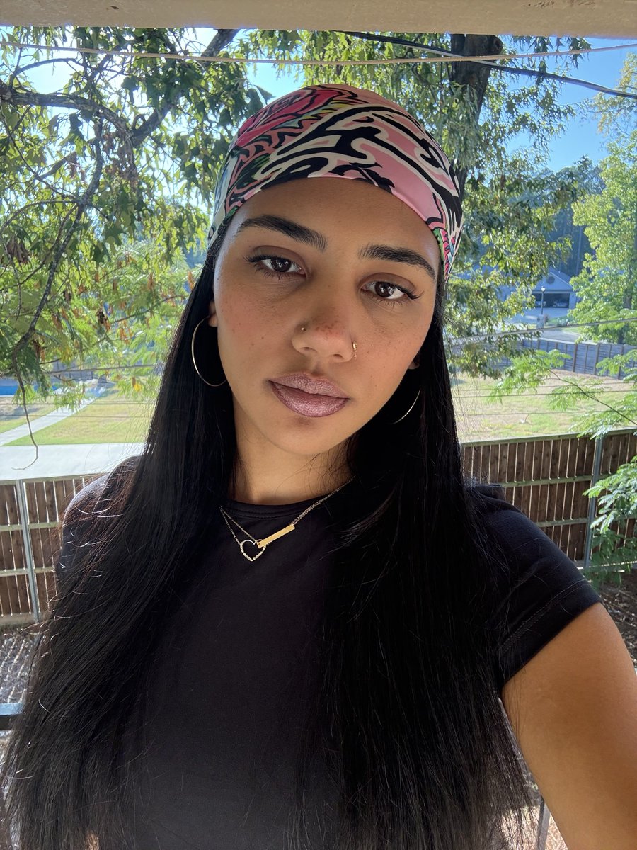 whodfiscyd's tweet photo. Mmmmmmmmmwah 💕 https://t.co/7wXTwonaNt
