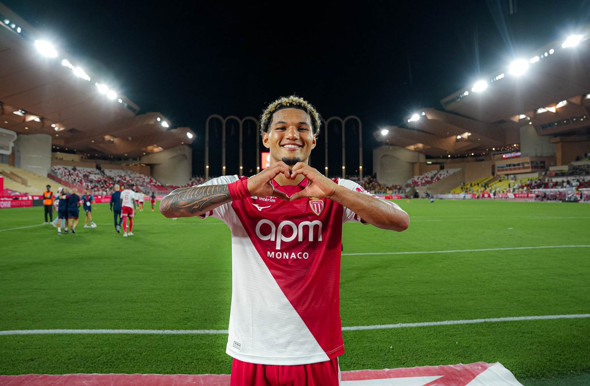 AS_Monaco's tweet photo. 𝐏𝐚𝐫𝐢𝐬 𝐁𝐫𝐮𝐧𝐧𝐞𝐫 🫶 https://t.co/WKx0S19wKr