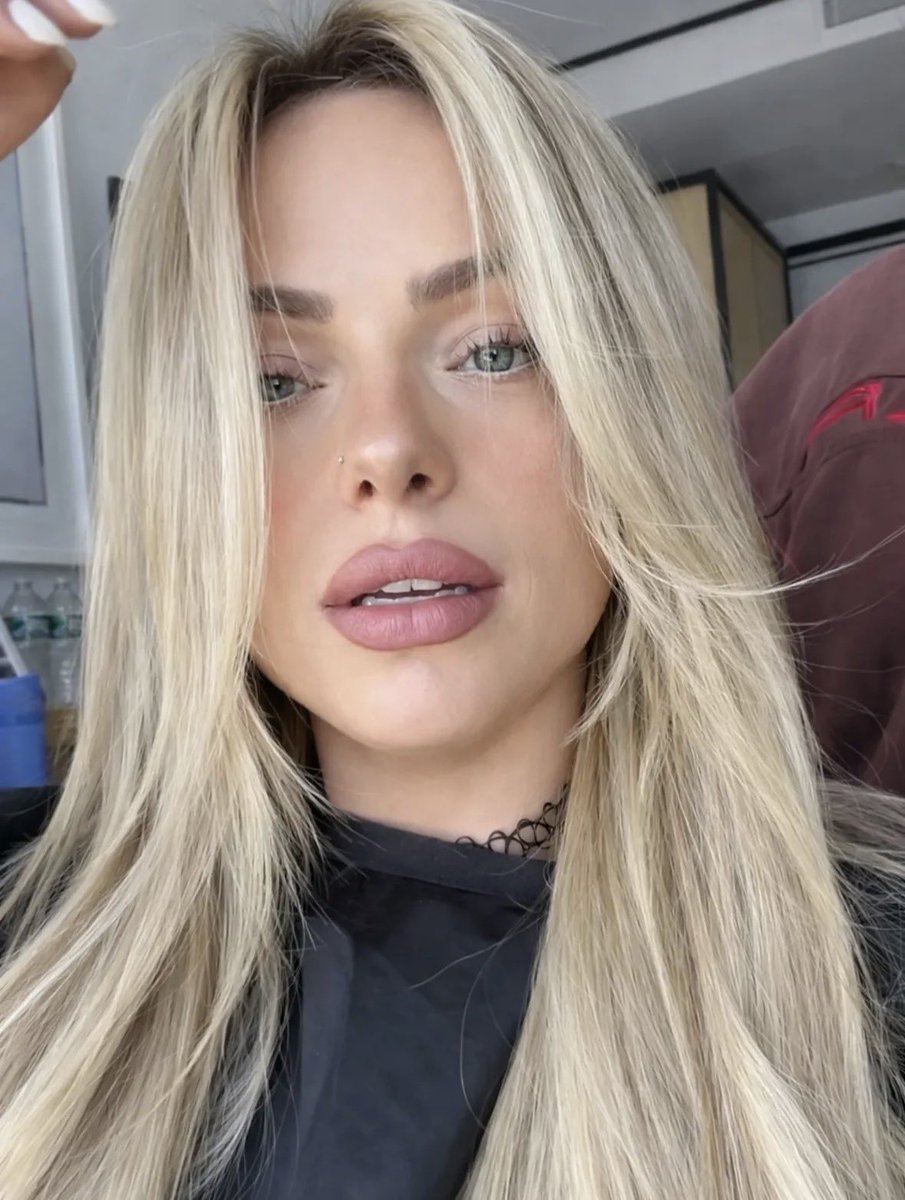 Samsam2279's tweet photo. Who wants to goon to wrestlers!😍 #livmorgan #tiffanystraton #rhearipley #solruca #wankchat #wwe #aew #goon #gooning #goonbud #wankbattle https://t.co/cJucc9pL5h