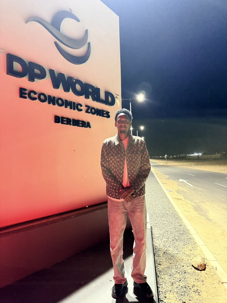 realNaasir's tweet photo. Economic Zones Berbera—Somaliland

Thank you @DP_World, and the #UAE government made the investment! https://t.co/wEtlZ6XuZi