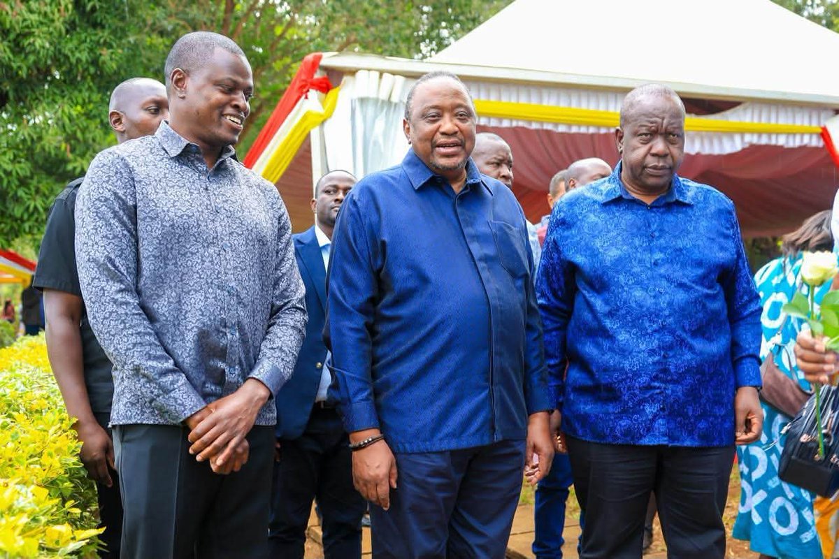 PPYL_Ke's tweet photo. Moments: Party Leader Hon. Ndindi Nyoro with Former President H.E. Uhuru Kenyatta and Fred Matiang'i. https://t.co/8ovVfJ401B