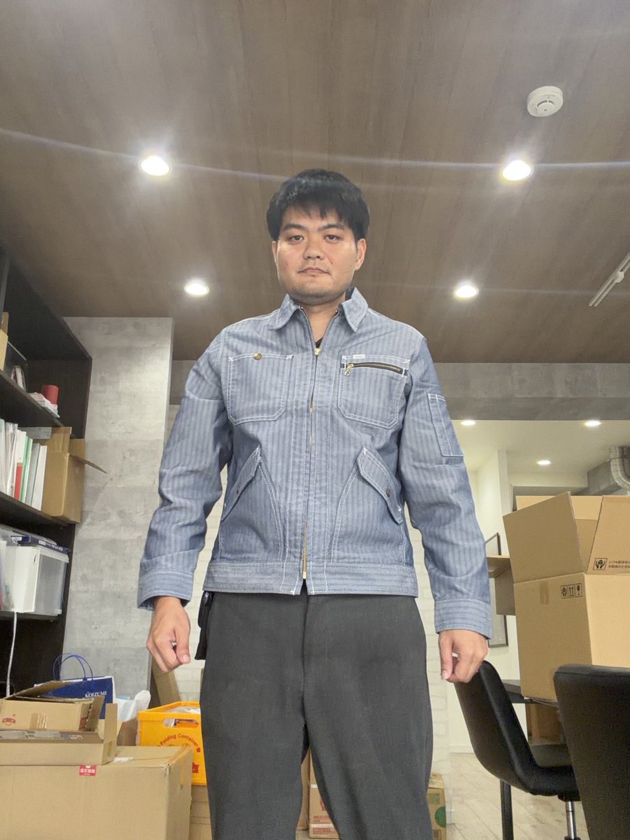 appon_onojo's tweet photo. 株式会社リノプロではホームページをリニューアル中です。
それに合わせて、現場で着用する作業着も新しくしました！

新しいホームページも完成しましたらお知らせします！https://t.co/wgGTDBFvls

#リノプロリフォーム
#株式会社リノプロ
#リノプロ https://t.co/sR6iBt543w