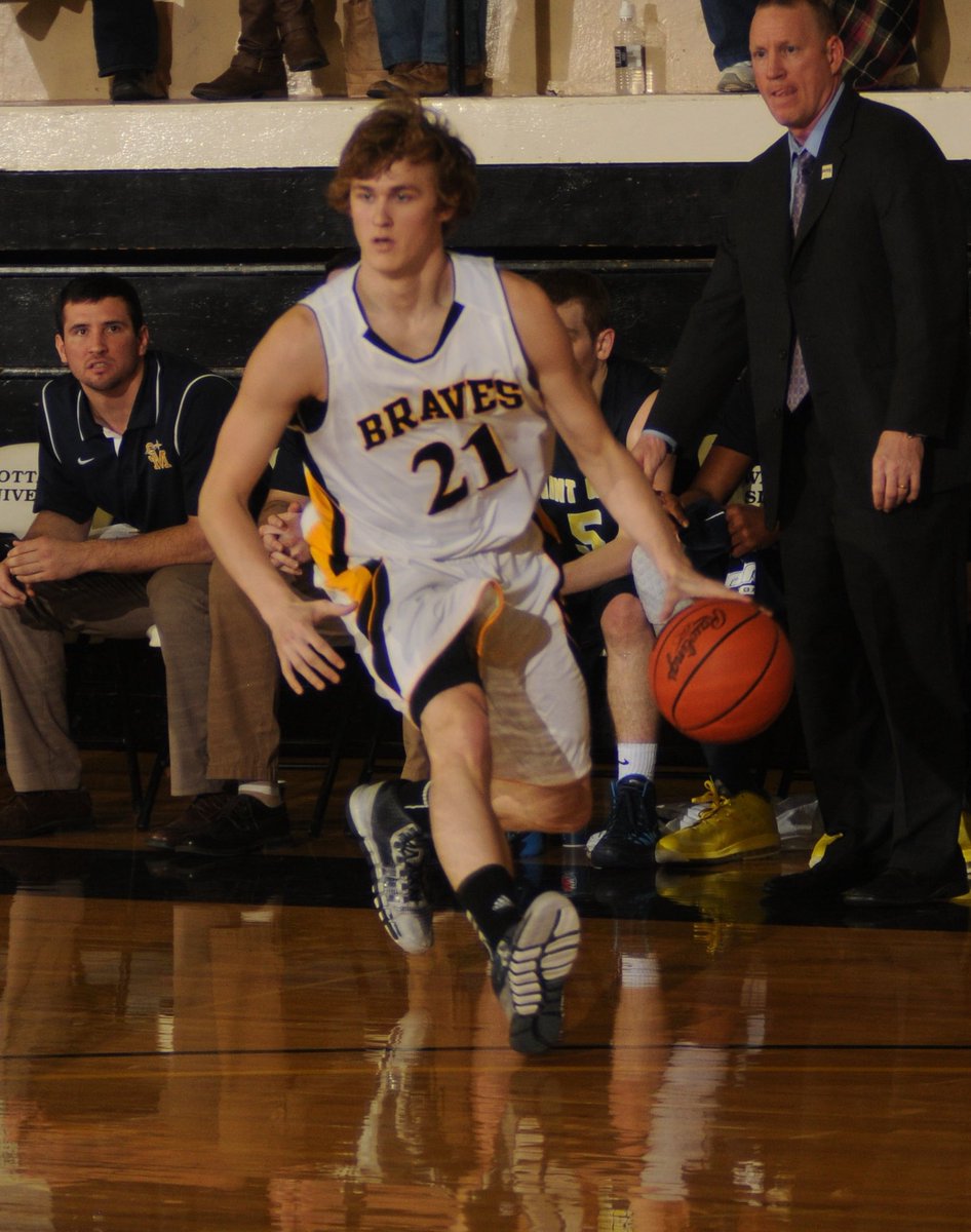 braveshoops's tweet photo. Flashback Friday 🏀

Adam Hasty (2011-2015) and Alex Hasty (2013-2017) both played for the Ottawa Braves! We appreciate all the effort they put in during their time at OU!

Support the Braves: https://t.co/jS7pBNl4Ev

#BraveNation https://t.co/Ykf3dm1TNz