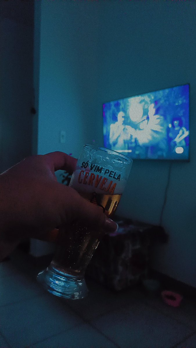 AlbQueen_'s tweet photo. Sextou embalado a @afrobudah , aquela breja gelada, cantando e contemplando a grandeza de ser inteira ❤️. https://t.co/gF23B4M4mj
