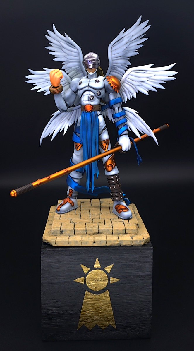 IkJ9UmHXN88r9q0's tweet photo. Figure-rise Standard 『エンジェモン』完成しました！

基本工作＋腕部の後ハメ工作と台座に固定するために膝関節を接着しパテ埋め整形。

全体を陰影が強めに出る様、グラデ塗装を施しています。

台座の石畳はセガワモデリングさん
(@segawamodeling)のレジン製のモノを使用。　#デジモン https://t.co/5WQwbGIgMt