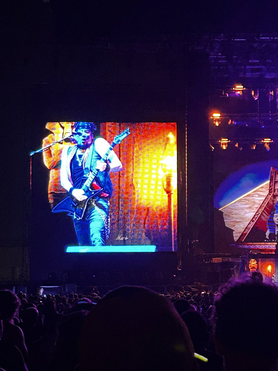 BeerRgood4me's tweet photo. Some Iron Maiden from last night. https://t.co/N2Yq998Naz
