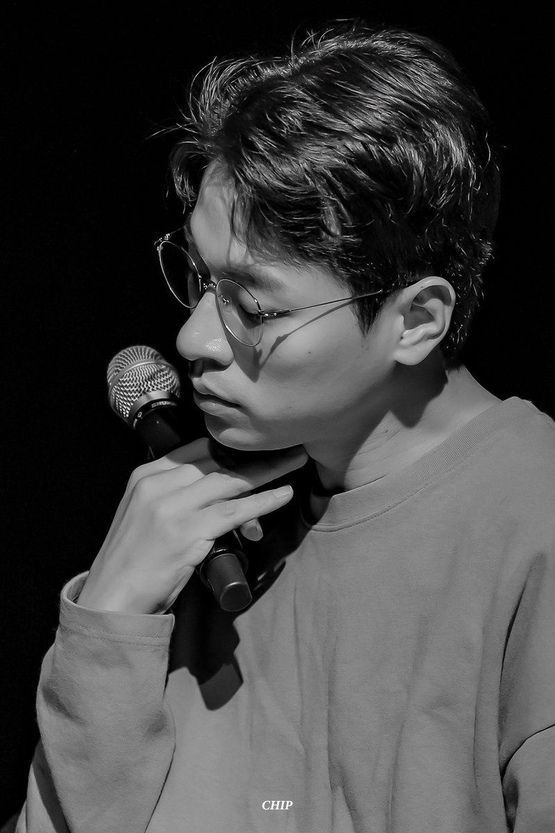 sodeepsea's tweet photo. 나는 >굿-루킹< 때문에 뎡을 판다…..,..,이말입니다
마 기케 됏심더,,, 망햇심더 콩깍지 어캅니꺼
님이 낸테 이거 줫자나,,,,,, 
가능 떴잖아 나 그길로 풍덩햇자나 https://t.co/54Kw80zp1S