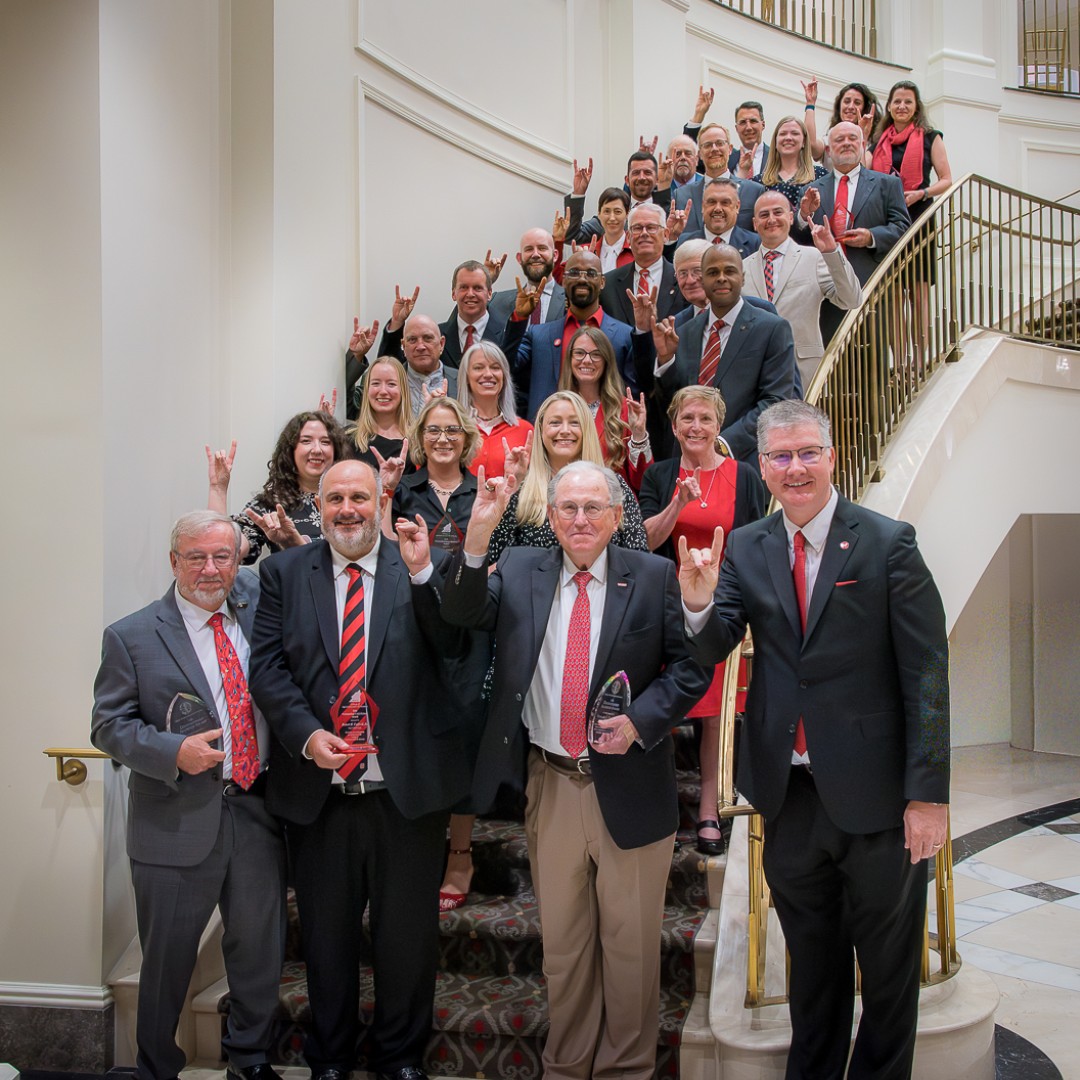 NCStateCALS's tweet photo. We gathered tonight to honor and celebrate our 2026 CALS Distinguished and Outstanding Alumni Award winners! 🏆

These awardees embody the spirit of NC State's land-grant mission through their impact on academics, research and Extension across North Carolina and beyond. https://t.co/TTxNlihawM