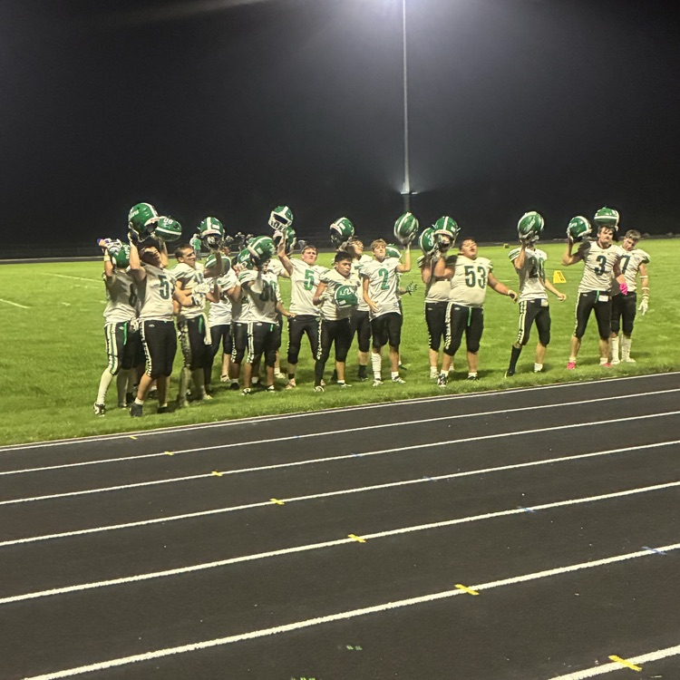 wisnerpilger's tweet photo. Gators score with 1 second left and defeat Elkhorn Valley in a thriller 34-30! Go Gators! https://t.co/cBXmq6J4NK