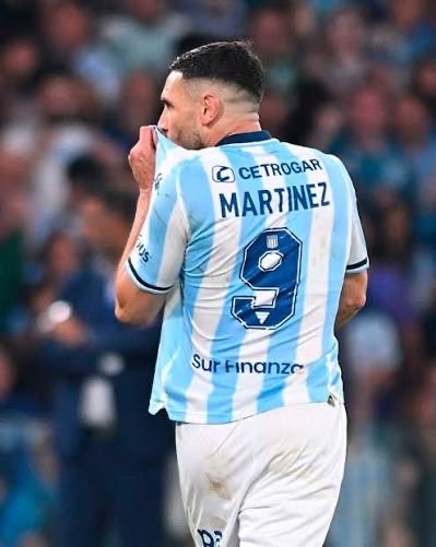 Flechadel78's tweet photo. Me quemo la lengua con ácido antes de putearte, porque el hincha de Racing que te putea es un hijo de mil putas. https://t.co/9nrIqg55Lr