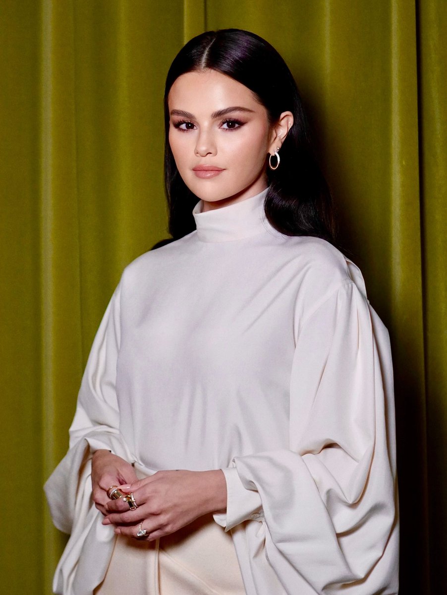 BuzzingPop's tweet photo. Selena Gomez reveals her favorite song in her discography is “Who Says” and hopes people remember her by it. https://t.co/DtMvy9qs7j