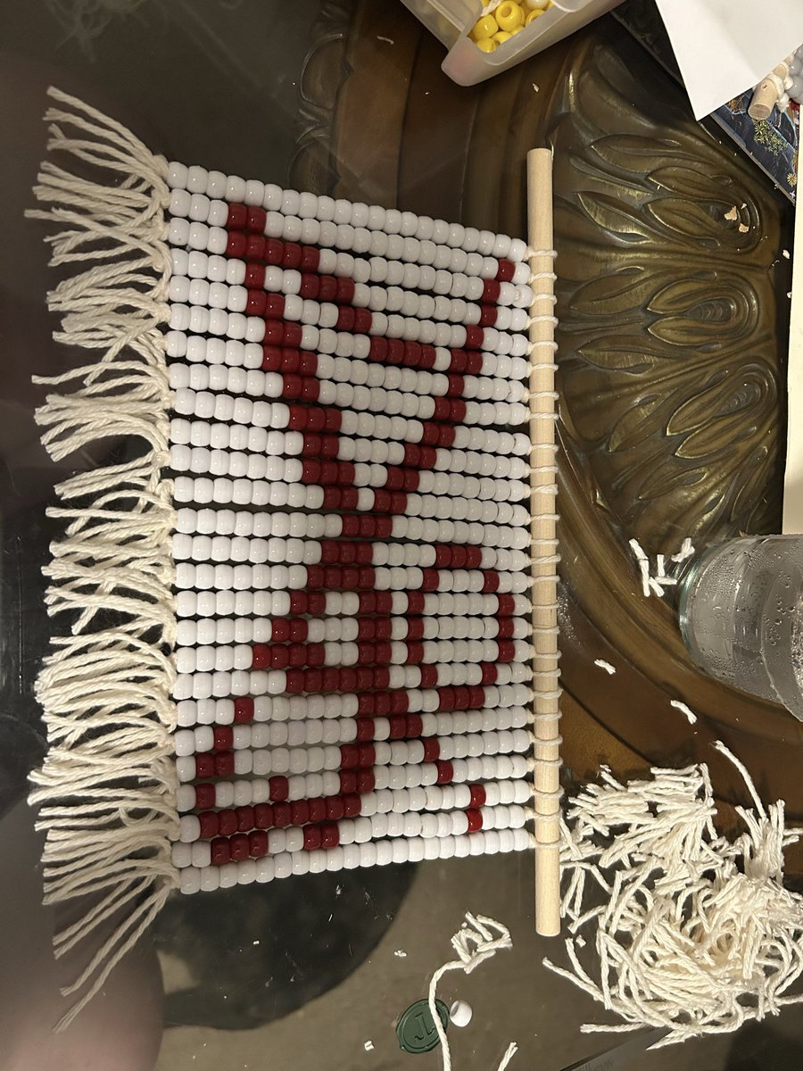 serenadehan's tweet photo. newest bead tapestry for my market lol https://t.co/xCKRKf4jV5